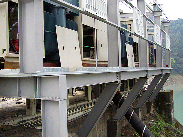 石門水庫壩頂抽水站機房興建工程